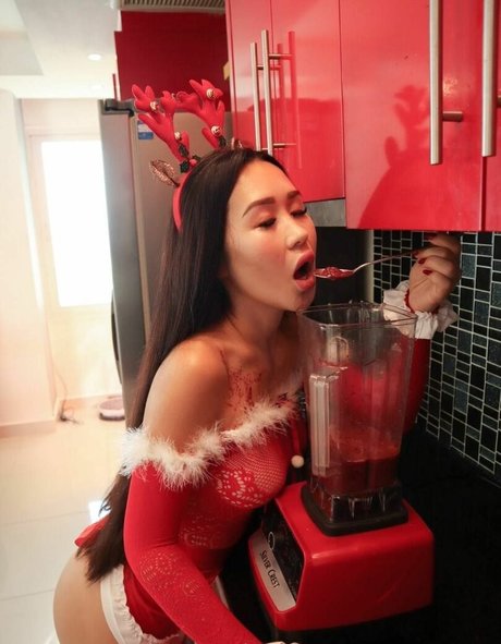 SarraSarry xxx pornstar picture