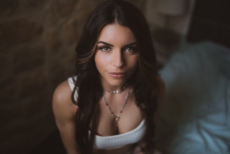 Angelique Njoff model adult pics