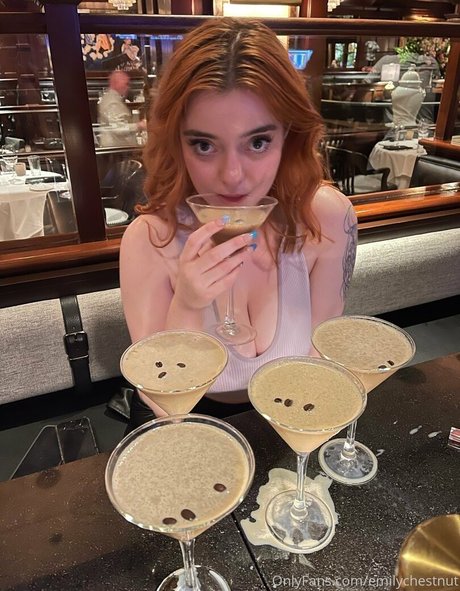 emilychestnut nudes actress pic