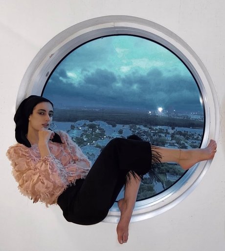 Sher Arar model porn photo