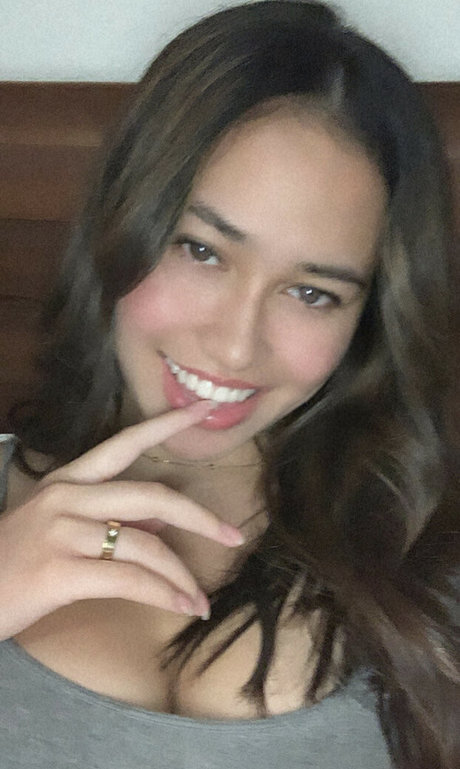 babyanza23 hot model picture