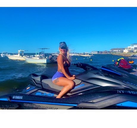 brittanybrittany high quality actress images