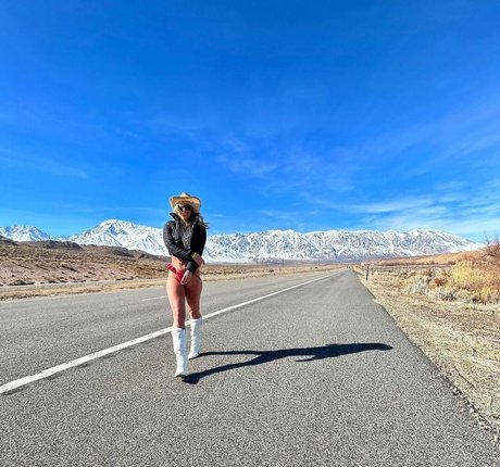 brittanybrittany model hot archive