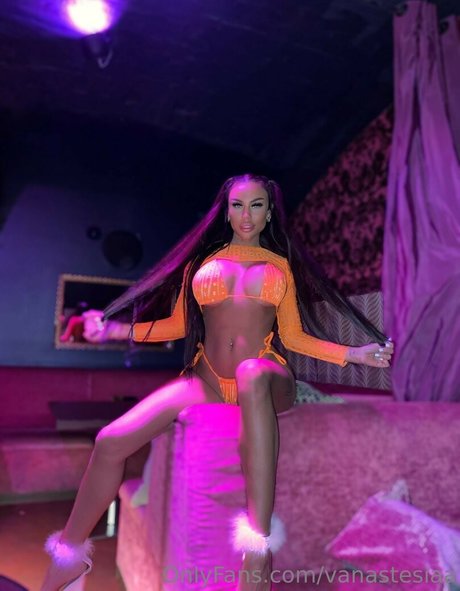 vanastesiaa adult actress picture