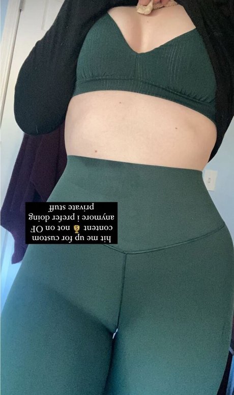 LivPixie nude actress images