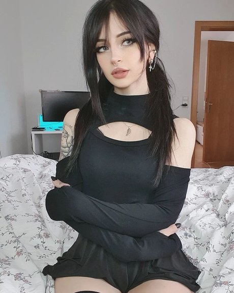 Cata leyah top star picture