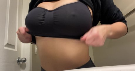 Naomie Rose beautiful model photo