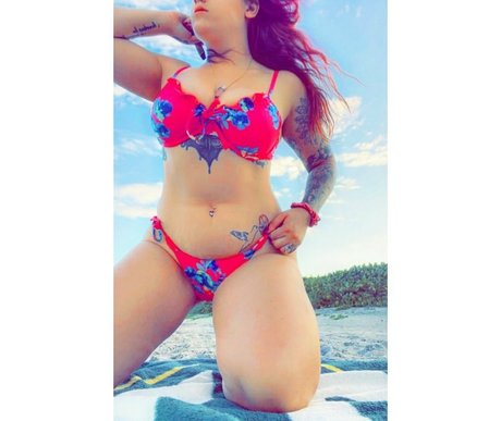 Nikisavage0721 hd pornstar img