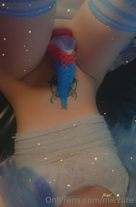 Miezute free star picture