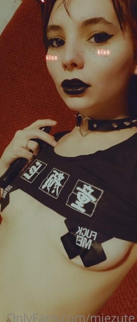 Miezute sexy pornstar pic