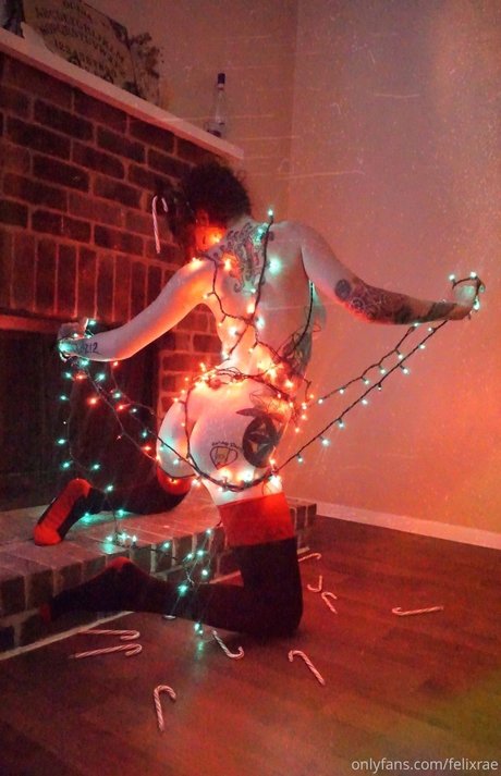 Felix Rae pornstar nude photo