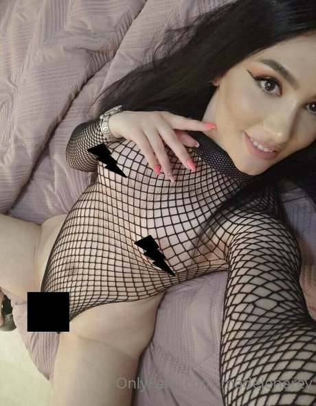 Madelene Rey sex model picture