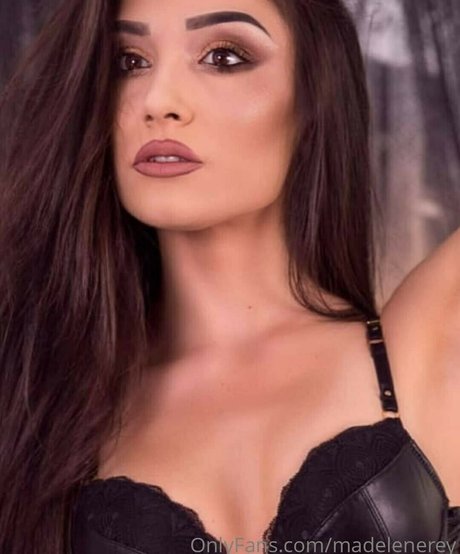 Madelene Rey beautiful actress img