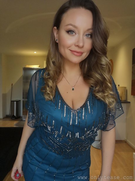 Carla Brown nudes model picture