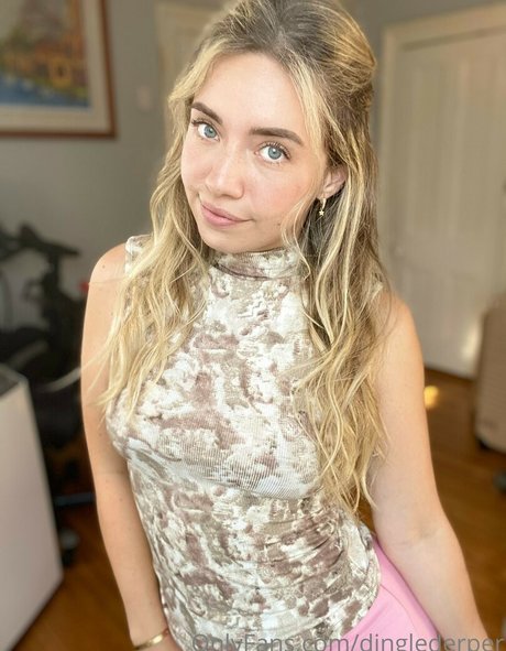 TORY TORY beautiful actress photo