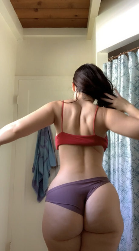 Hershikiss pornstar hot images