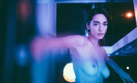 megzlegzz beautiful actress picture