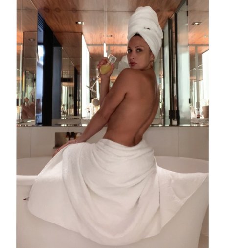 Lisa Mason sexy star pictures