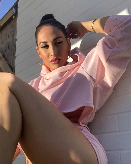 Lisa Mason art star pics