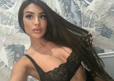 Crislau model porn galleries