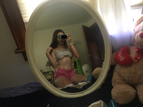 Alaya Love porn star image