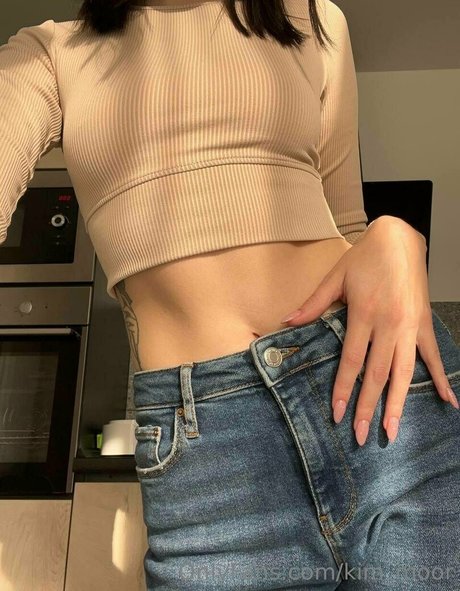 Kim Moor pornstar top pic