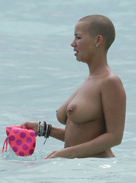 Amber rose model exclusive picture