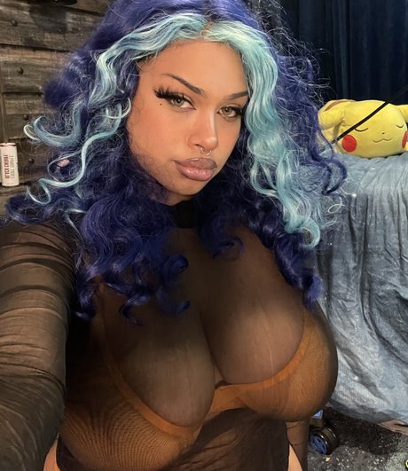 Lia Bluemoon best star image