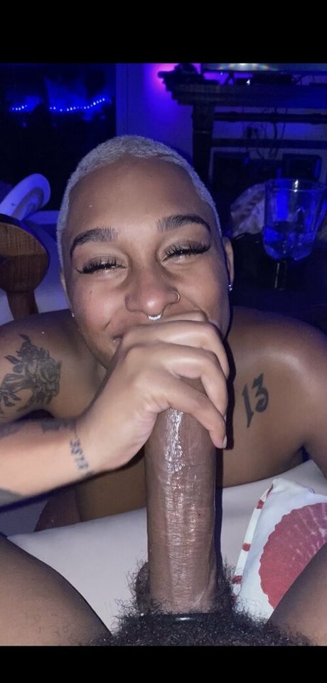 AllynRa perfect pornstar gallery