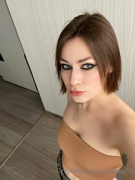 crybaby16 pornstar naked galleries