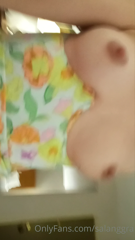 Salanggra sex pornstar photo