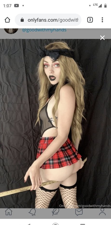 Jenna Jaxxon porn model image