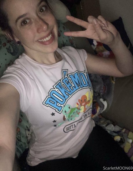 Scarlet Moon model nudes galleries