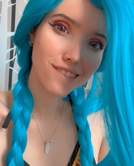 Strawberry Girl Kairi_ nude actress pic