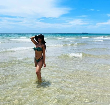 Abella Anderson star adult galleries