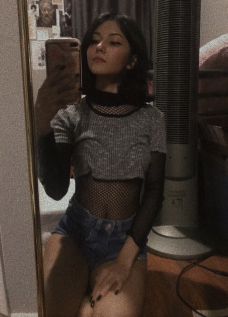 eveable exclusive star images