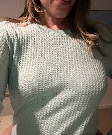 Emily Sequoia nice pornstar picture