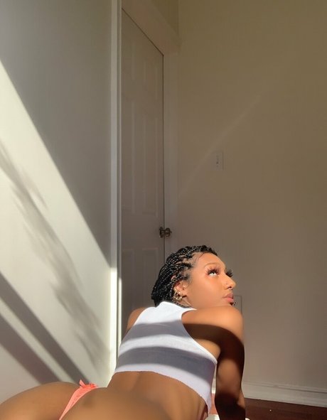 burlz best actress img