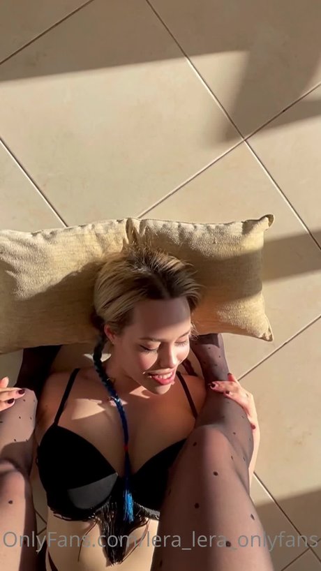Lera Lera erotic model pic