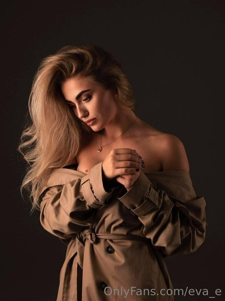 eva e pornstar perfect pics