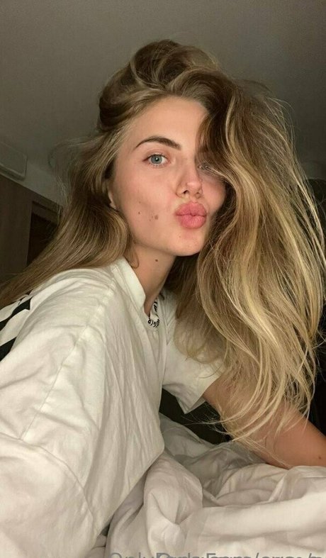 slutty onlyfans beautiful naked images