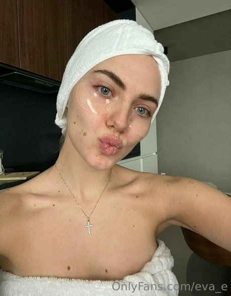 eva e nude actress images