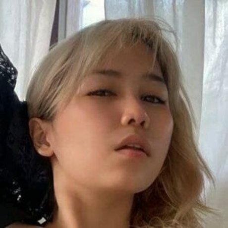 Rawiwan Chindarat art pornstar image