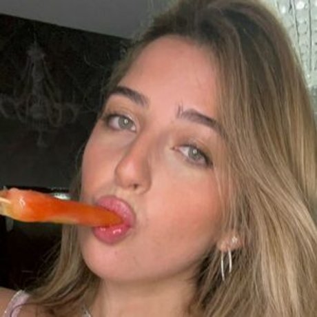 lindseich pornstar hot pictures