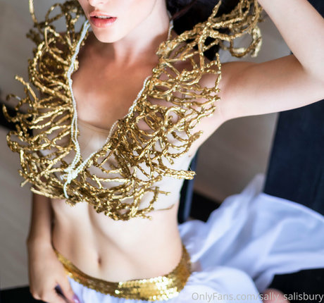 Sally Salisbury adult model pics