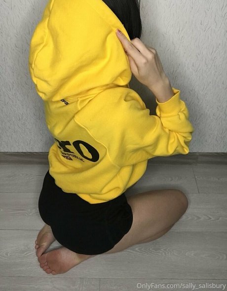 Sally Salisbury art actress pic