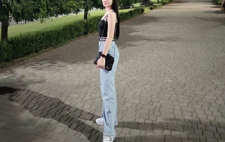 Sally Salisbury pretty actress picture