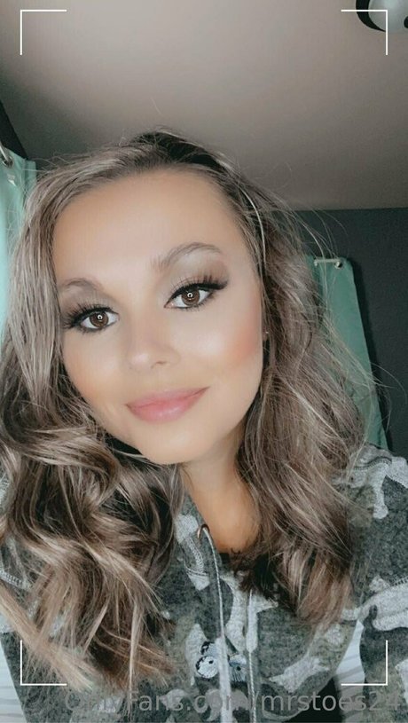 mrstoes24 pornstar beautiful picture