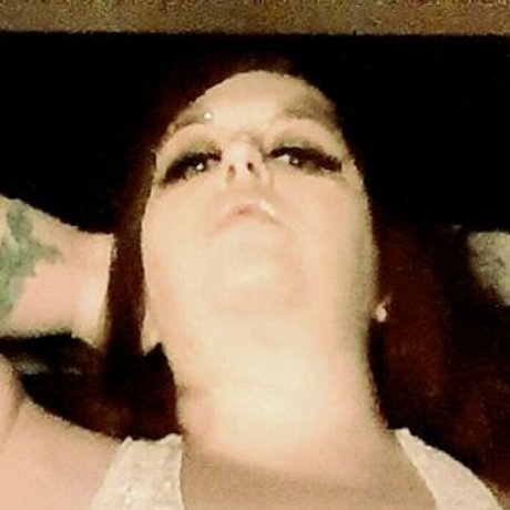 dream lily top model pic