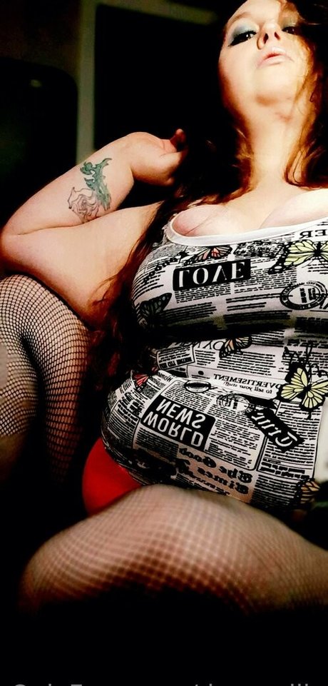 dream lily exclusive model pic